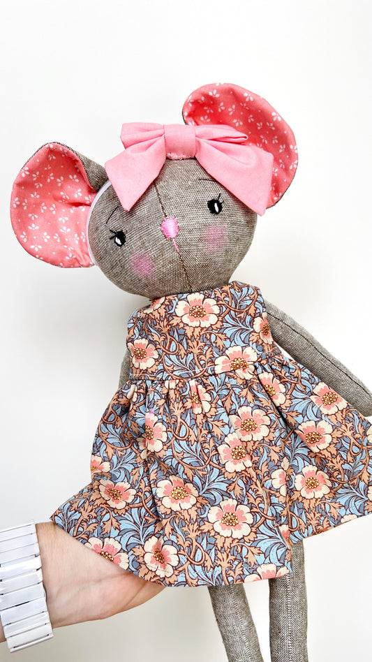 Mouse doll, linen mouse